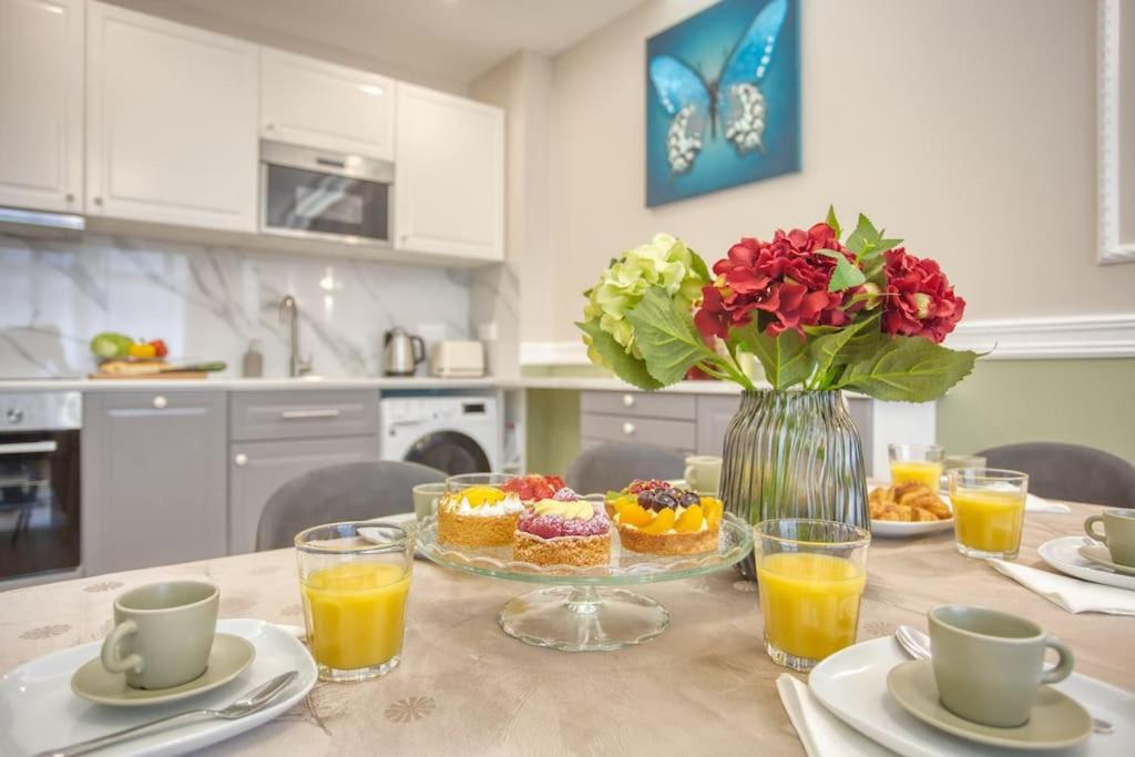 Appartement Charming New 2 Bedrooms With Aircon Parijs