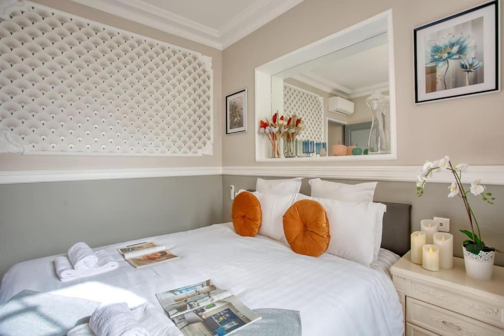 Charming New 2 Bedrooms With Aircon Parijs